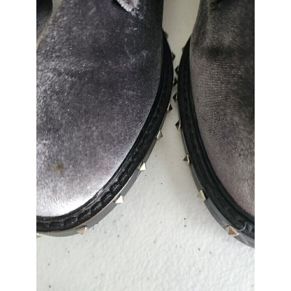 Vince Camuto Talorini Grey Studded Combat Style Boots Velvet Feel Sz 7 *see desc - Picture 2 of 10